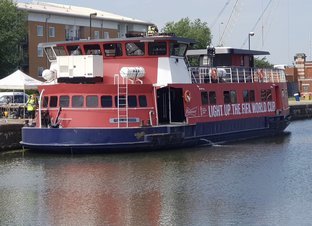 Pearl of London - Official Bud Boat for the 2018 World Cup