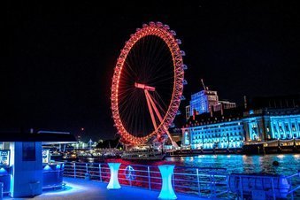 Pearl of London top deck views of the London Eye