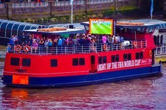 Pearl of London - Official Bud Boat for the 2018 World Cup